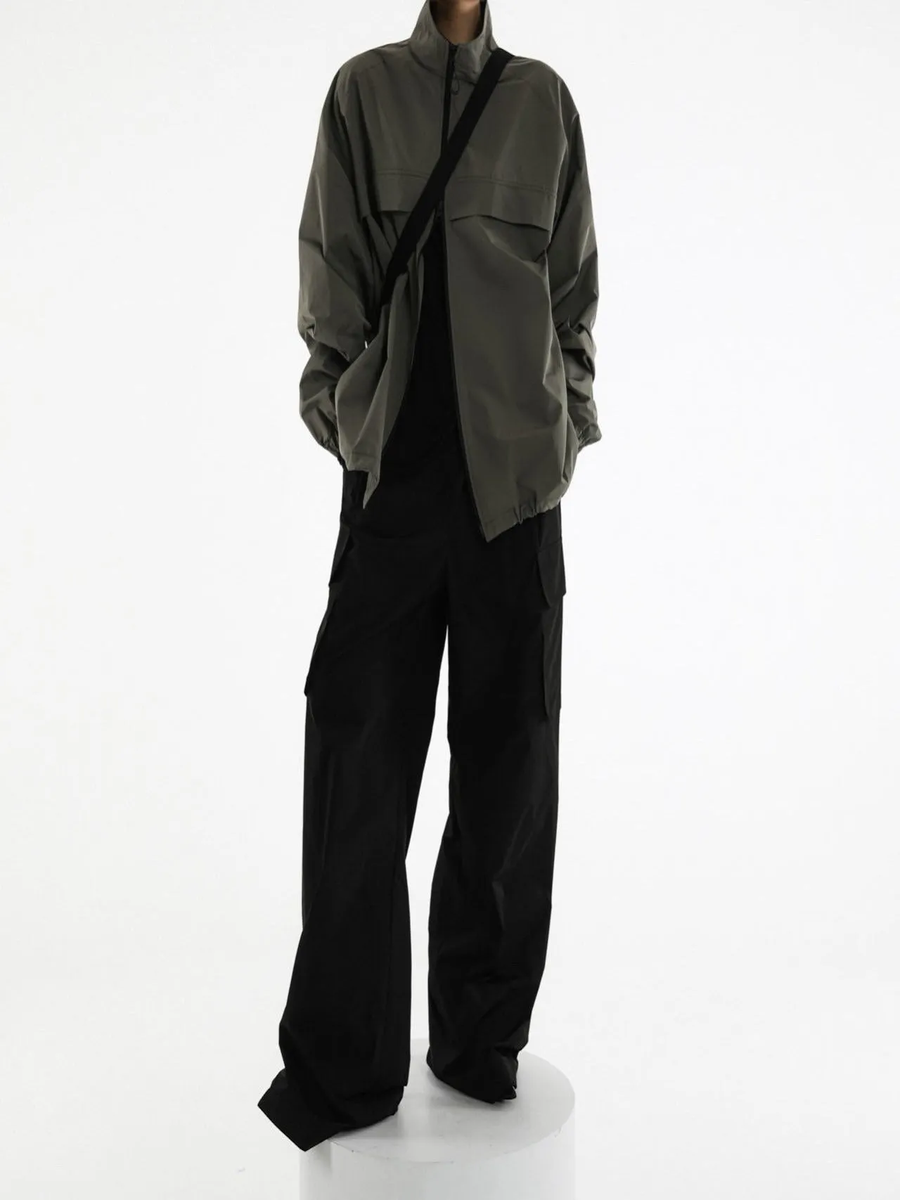 COLOR BLOCK DETAILS FULL ZIPPED JACKET